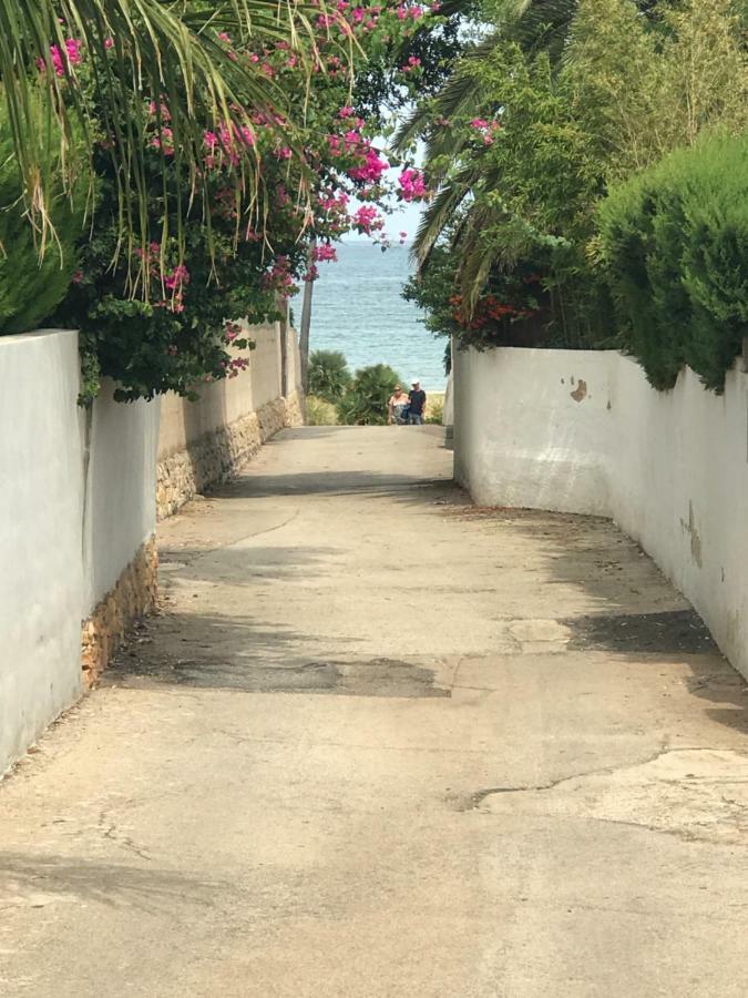 Oasis Paradise Denia Luaran gambar